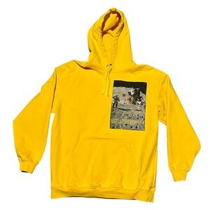 Calvin Klein Men’s Moon landing Hoodie Sweatshirt Size M